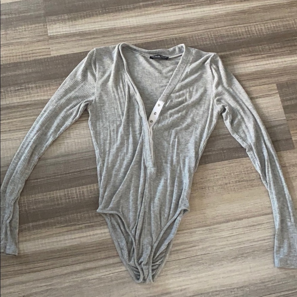Gray long sleeve bodysuit